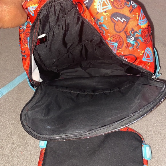 Backpack - Picture 3 of 5